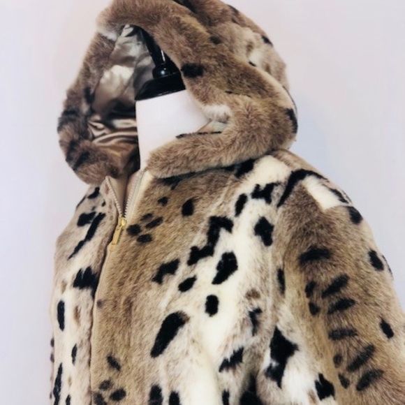 ablanche fur coat